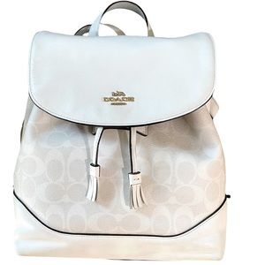 COACH✨White Leather Draw-String Back-Pack Purse